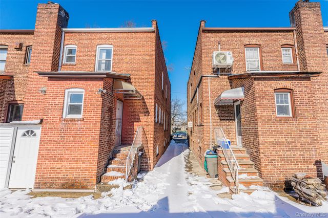 20612 50th Avenue, Oakland Gardens, NY 11364