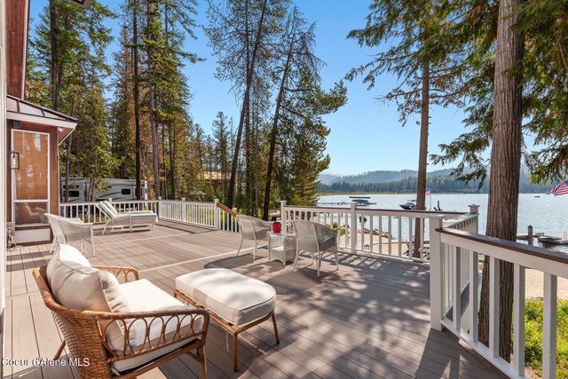 50 Lower Bear Creek Bay Rd, Coolin, ID 83821