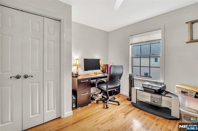 8 Mary Court, Mahwah, NJ 07430