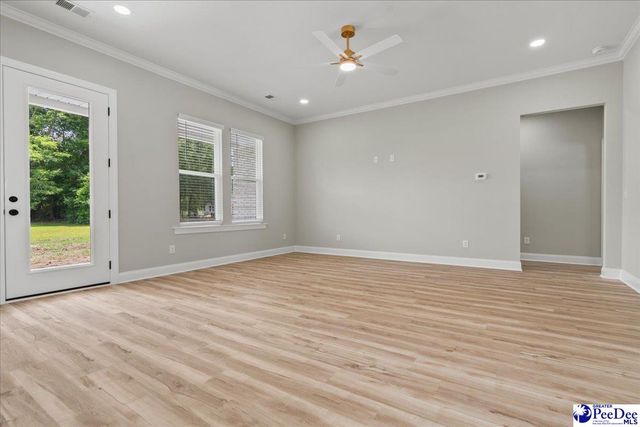 1517 Sunrise Dr, Hartsville, SC 29550