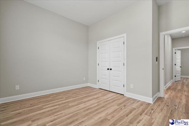 1517 Sunrise Dr, Hartsville, SC 29550