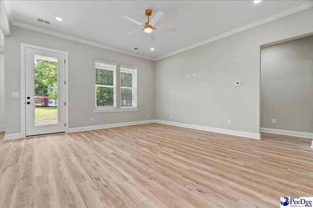 1517 Sunrise Dr, Hartsville, SC 29550