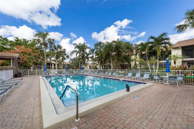638 BIRD BAY DRIVE E 208, Venice, FL 34285