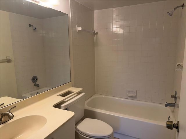 638 BIRD BAY DRIVE E 208, Venice, FL 34285