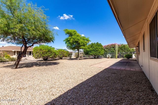 20426 N SONNET Drive, Sun City West, AZ 85375