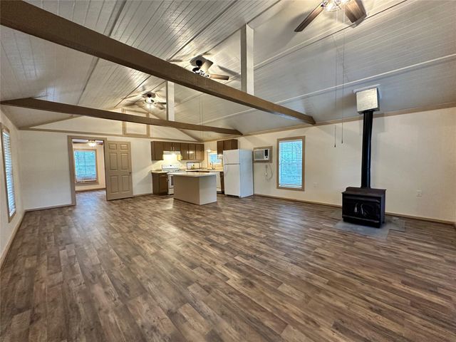 12462 Main Street, Chester, TX 75936