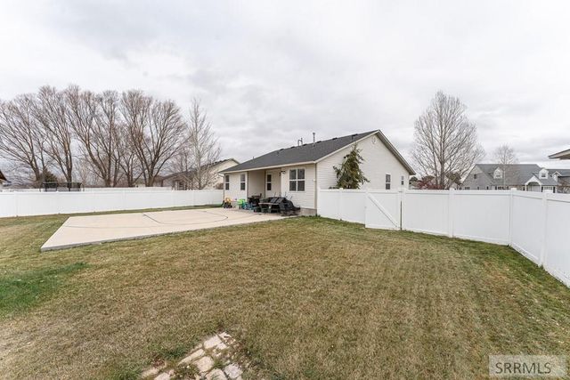 2345 Chaparro Lane, Blackfoot, ID 83221