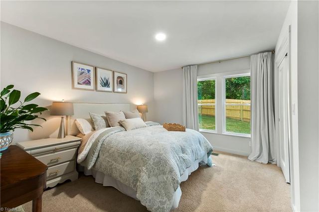 307 Wayside Drive, Winston-salem, NC 27107