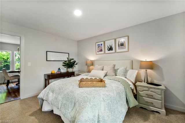 307 Wayside Drive, Winston-salem, NC 27107
