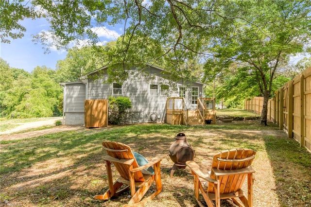 307 Wayside Drive, Winston-salem, NC 27107