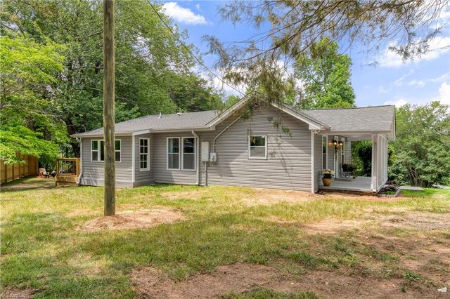 307 Wayside Drive, Winston-salem, NC 27107