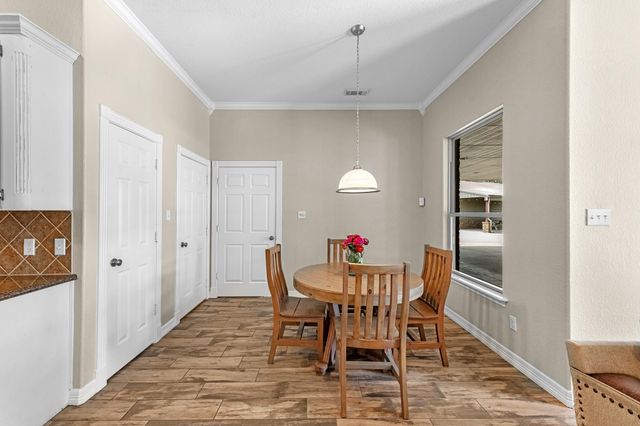 814 Sunset Trail, Angleton, TX 77515
