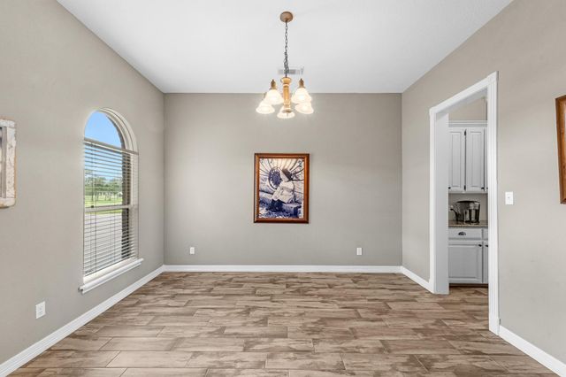 814 Sunset Trail, Angleton, TX 77515