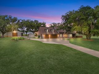 814 Sunset Trail, Angleton, TX 77515