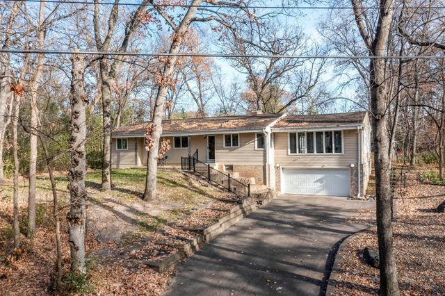 8125 Lea Road, Bloomington, MN 55438