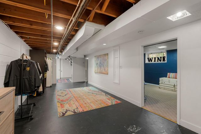 8125 Lea Road, Bloomington, MN 55438