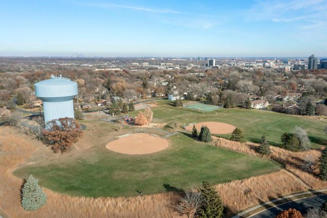 8125 Lea Road, Bloomington, MN 55438