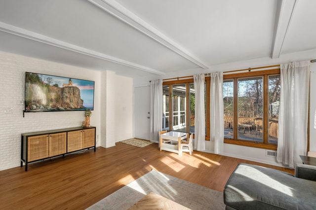 8125 Lea Road, Bloomington, MN 55438