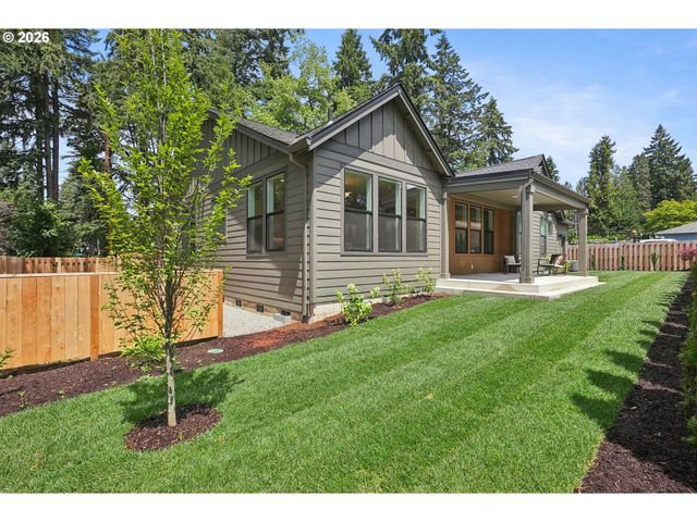 1400 Se River Forest Rd, Portland, OR 97267