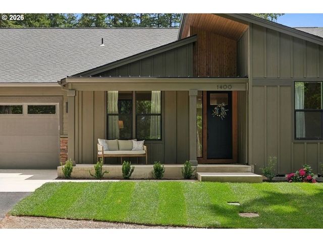 1400 Se River Forest Rd, Portland, OR 97267