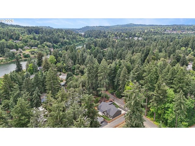 1400 Se River Forest Rd, Portland, OR 97267