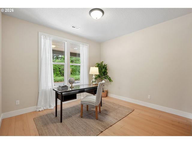 1400 Se River Forest Rd, Portland, OR 97267