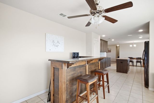 200 Live Oak Lane, Decatur, TX 76234