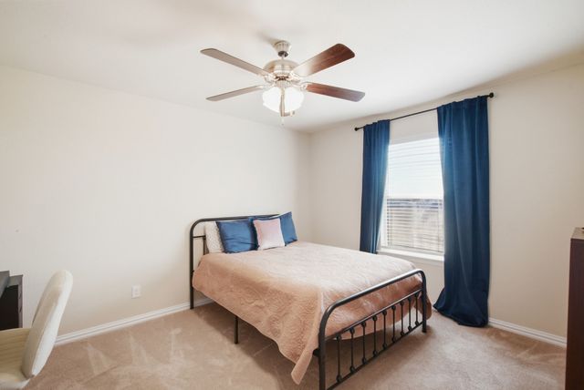 200 Live Oak Lane, Decatur, TX 76234