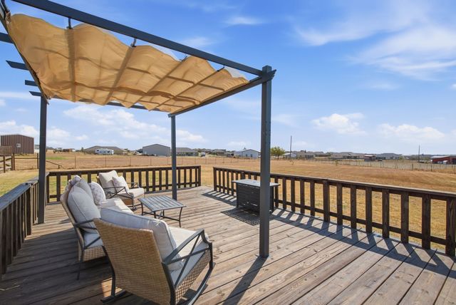 200 Live Oak Lane, Decatur, TX 76234