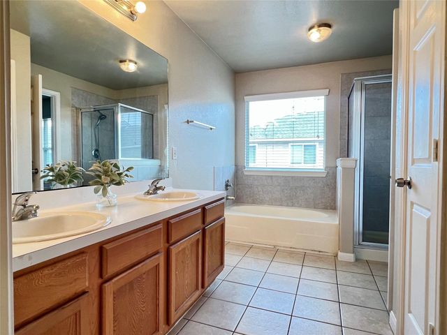 6026 Yorkglen Manor Lane, Houston, TX 77084