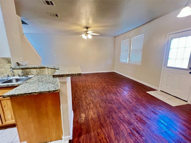 6026 Yorkglen Manor Lane, Houston, TX 77084