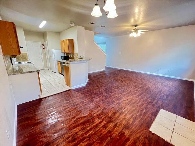 6026 Yorkglen Manor Lane, Houston, TX 77084