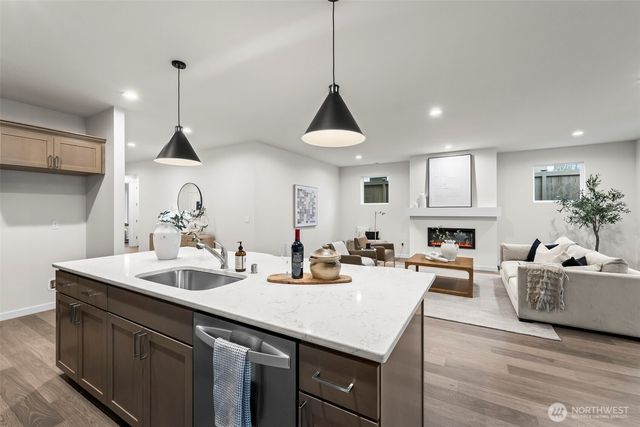 1595 Lockridge Loop E, Enumclaw, WA 98022