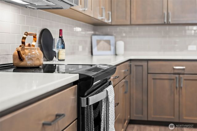 1595 Lockridge Loop E, Enumclaw, WA 98022