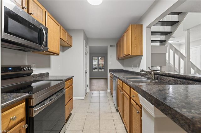 4521 Renwood CT, Virginia Beach, VA 23462