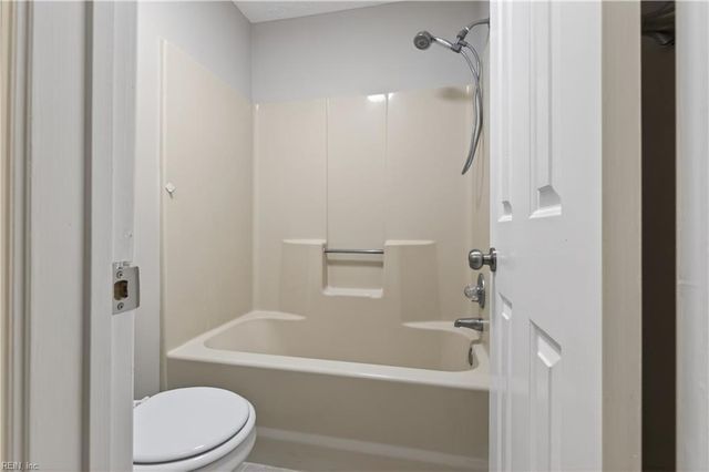 4521 Renwood CT, Virginia Beach, VA 23462