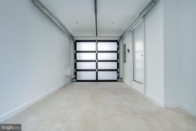 252 GATES ST, Philadelphia, PA 19128