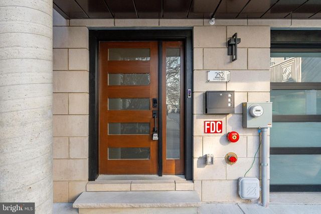 252 GATES ST, Philadelphia, PA 19128
