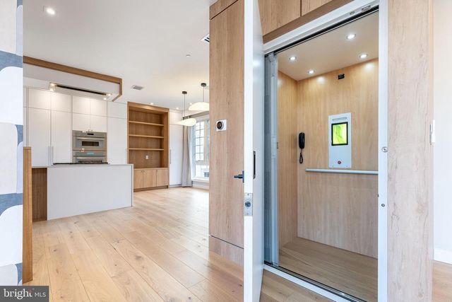 252 GATES ST, Philadelphia, PA 19128