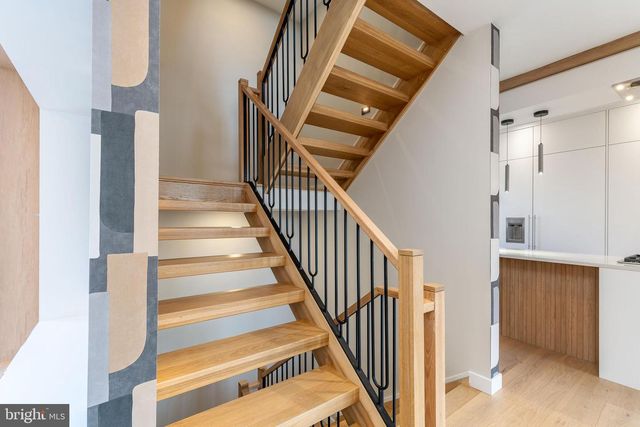 252 GATES ST, Philadelphia, PA 19128