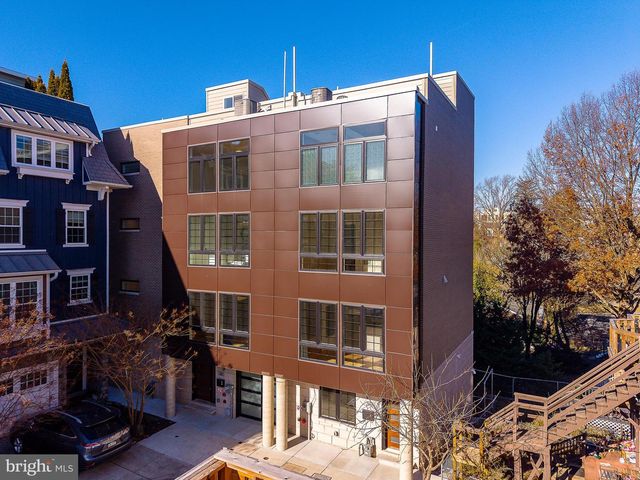 252 GATES ST, Philadelphia, PA 19128