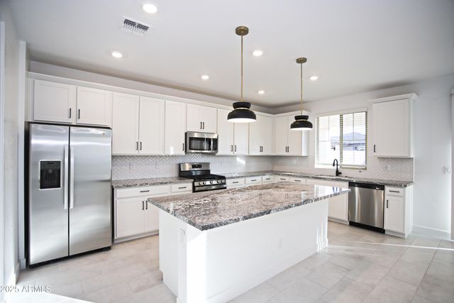 773 W Lark Drive, Queen Creek, AZ 85142