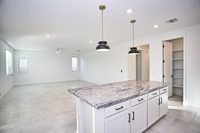773 W Lark Drive, Queen Creek, AZ 85142