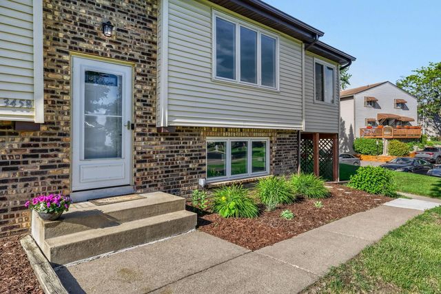 3458 Pilgrim Lane N, Plymouth, MN 55441