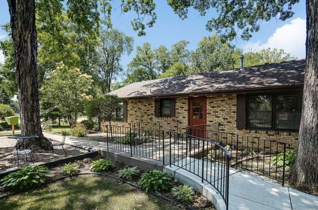 3458 Pilgrim Lane N, Plymouth, MN 55441