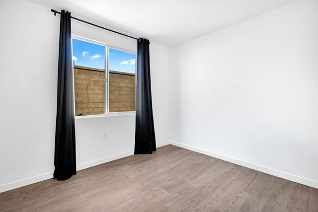1150 Atlantica Drive S, Madera, CA 93636
