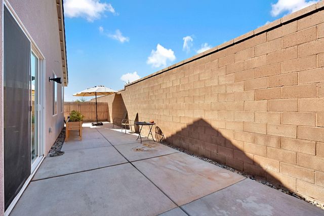 1150 Atlantica Drive S, Madera, CA 93636