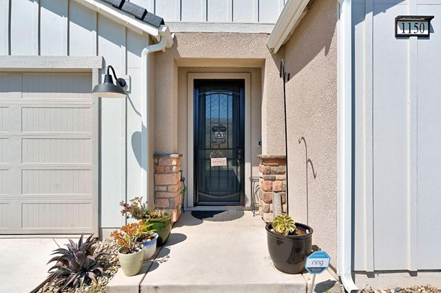 1150 Atlantica Drive S, Madera, CA 93636