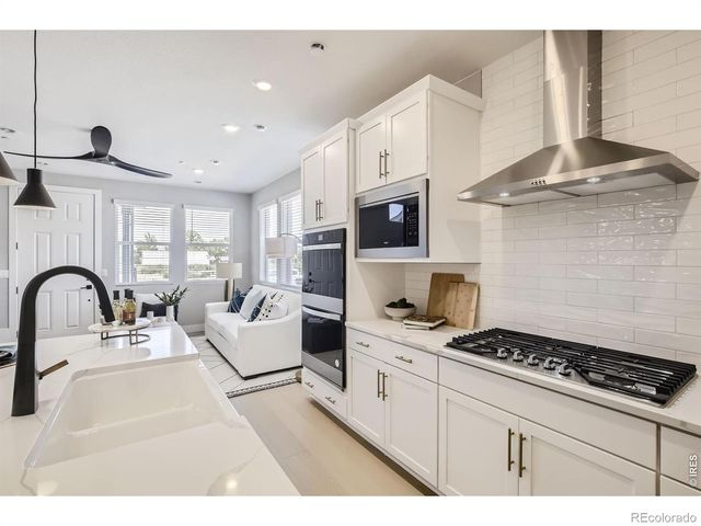 2841 Bear Springs Circle, Longmont, CO 80503