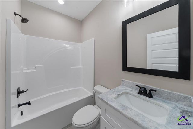 202 Eric Court, Byron, GA 31008